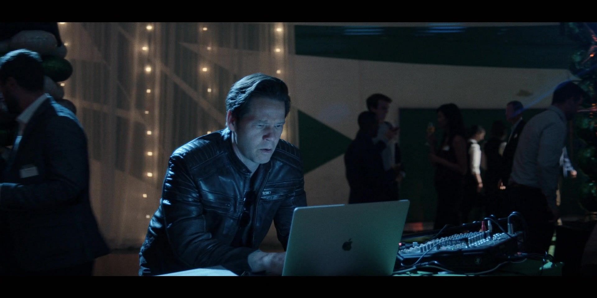 Brett in The Afterparty (Image via Apple TV)